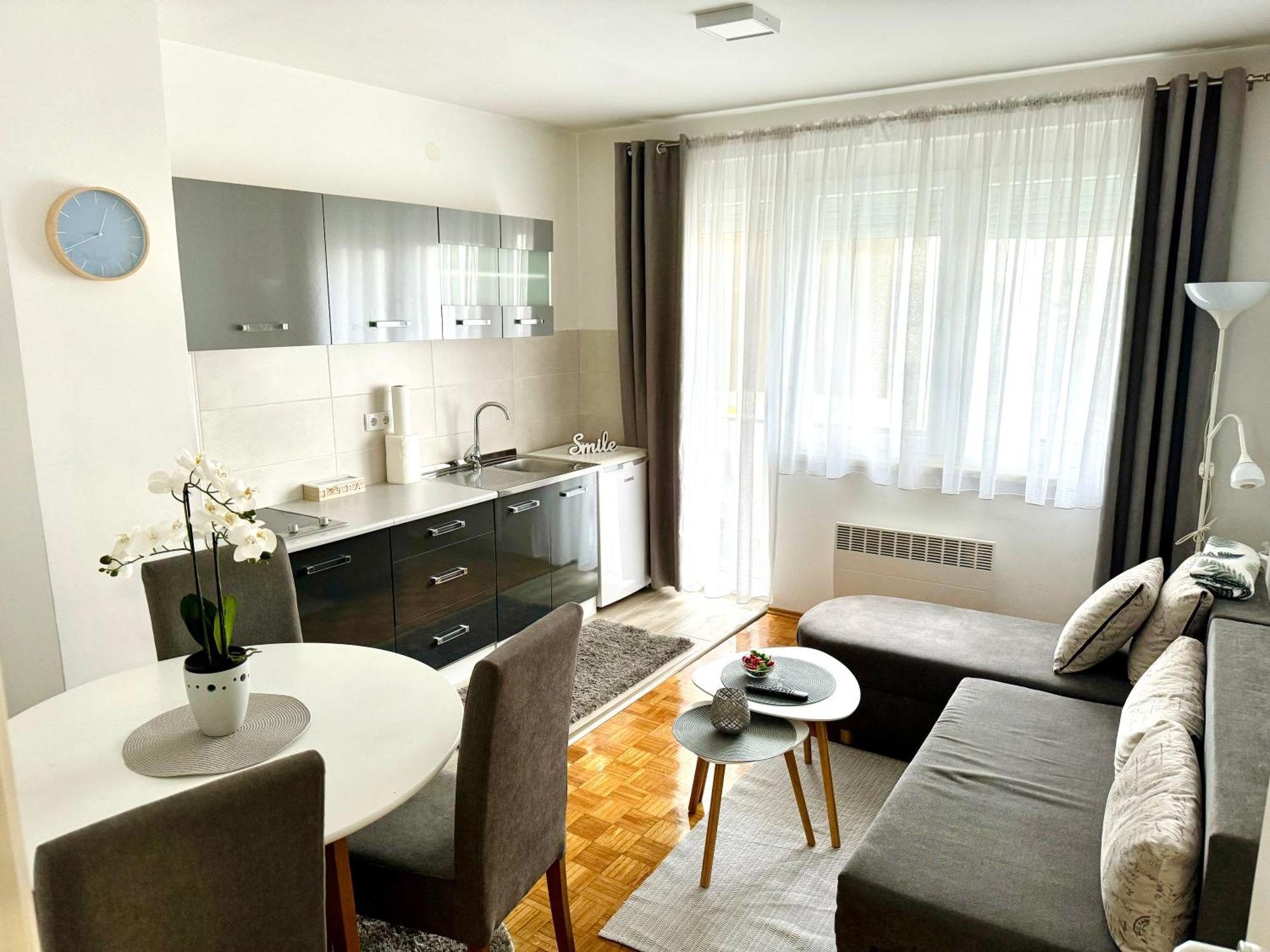 Gradiska Na Savi Apartmani I Sobe Eksteriør billede