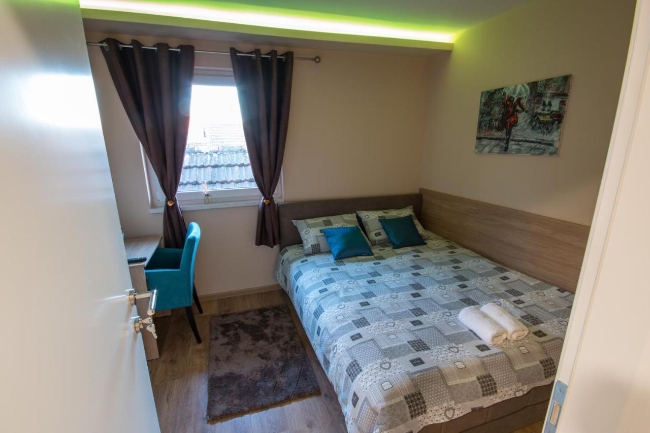 Gradiska Na Savi Apartmani I Sobe Eksteriør billede