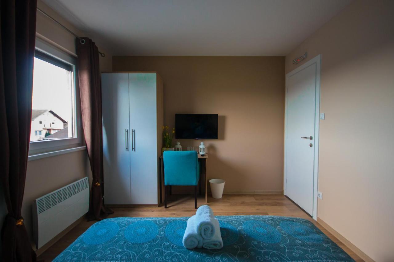 Gradiska Na Savi Apartmani I Sobe Eksteriør billede