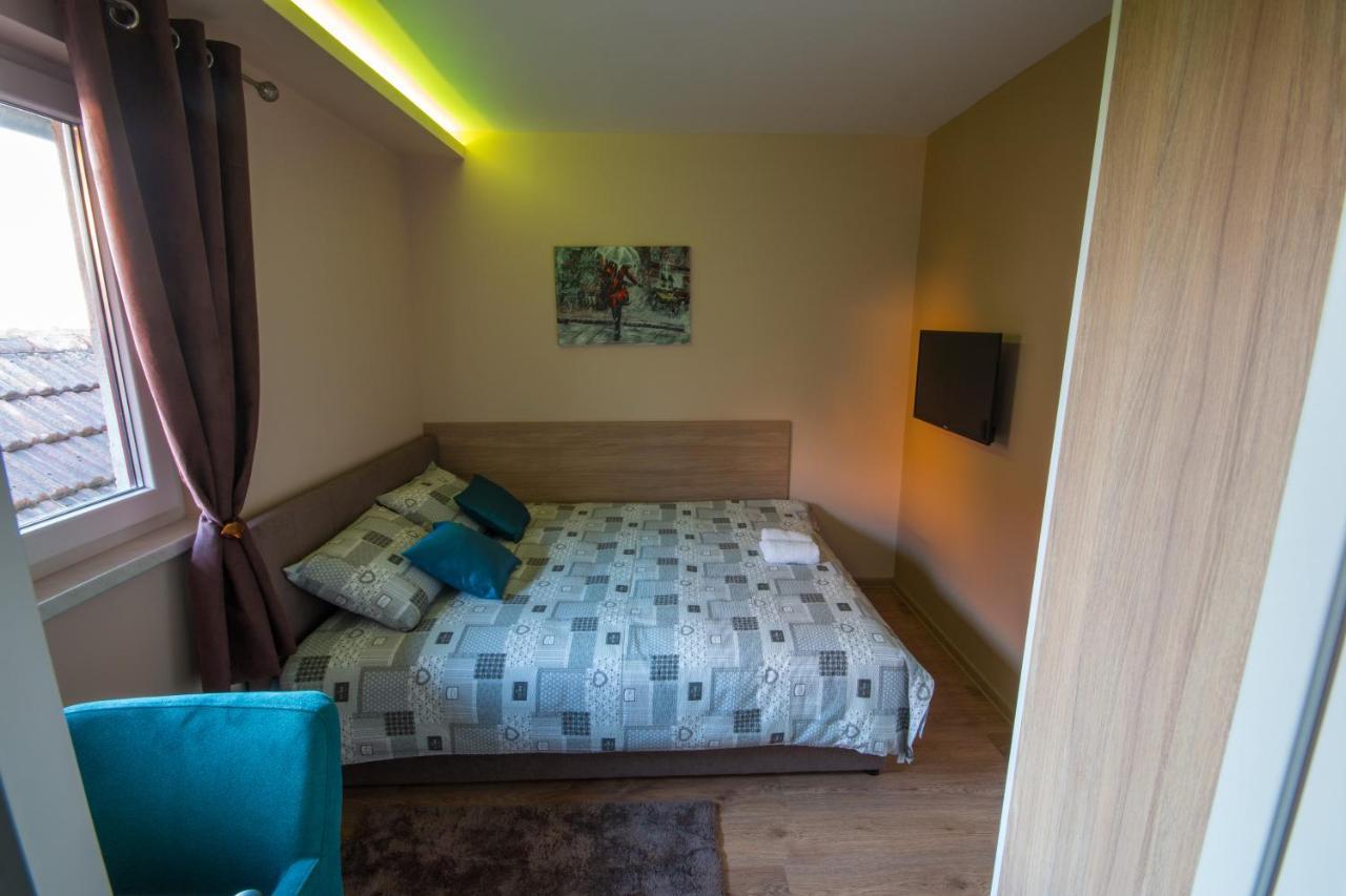 Gradiska Na Savi Apartmani I Sobe Eksteriør billede