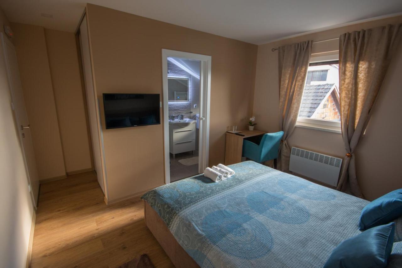 Gradiska Na Savi Apartmani I Sobe Eksteriør billede